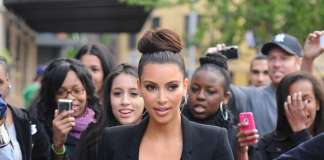 Kim Kardashian te învață cum să alegi ținuta corectă din propriul dulap!