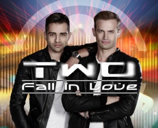 two-fall-in-love_eed3e561878d601bbc2d50cbdfe7adc8